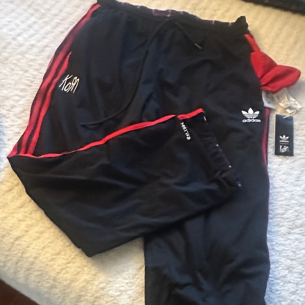 Adidas KORN OFFICIAL Trackpants 30th Anniversary. Rare and discontinued